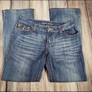 INC 👖size 8 curvy fit boot leg Jeans lowrise
